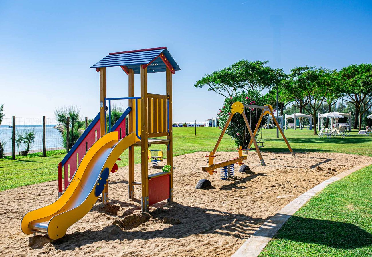 Tavola da disegno 19